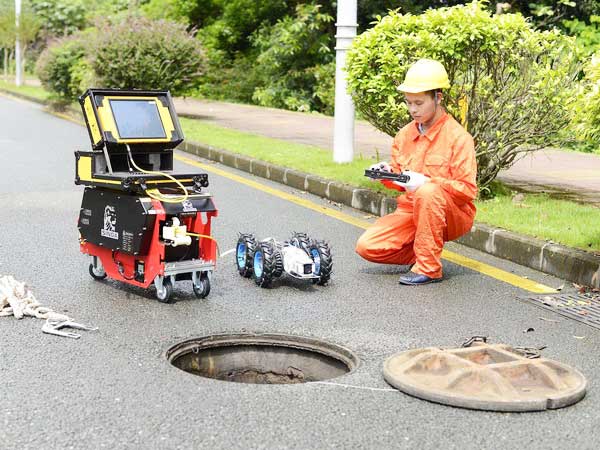 玛沁管道机器人检测