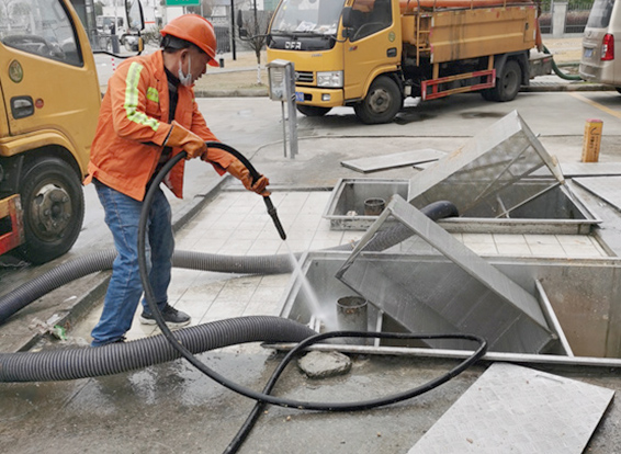 玛沁隔油池清理